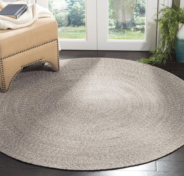Round Rug: Hand-Woven Bohemian Style, Reversible